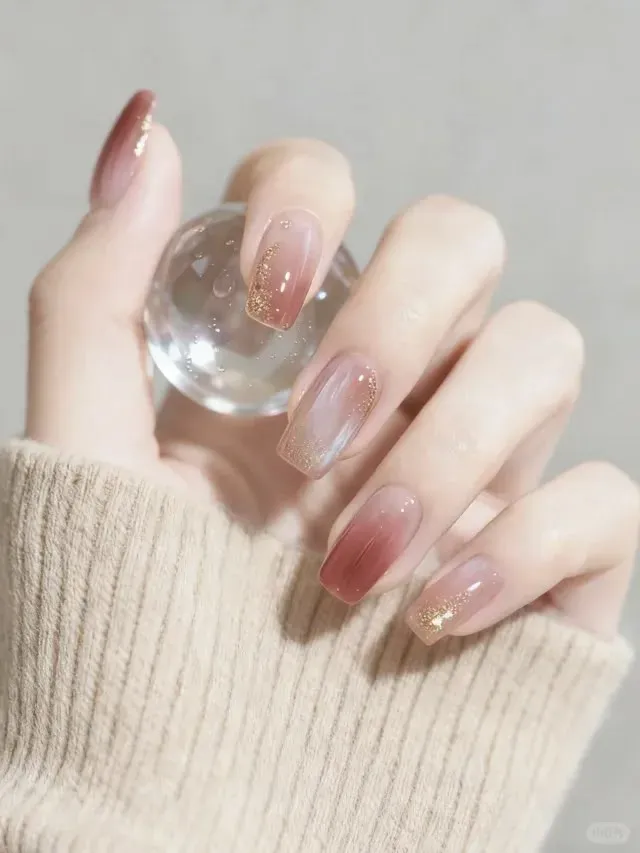 What Are Ombre Nails