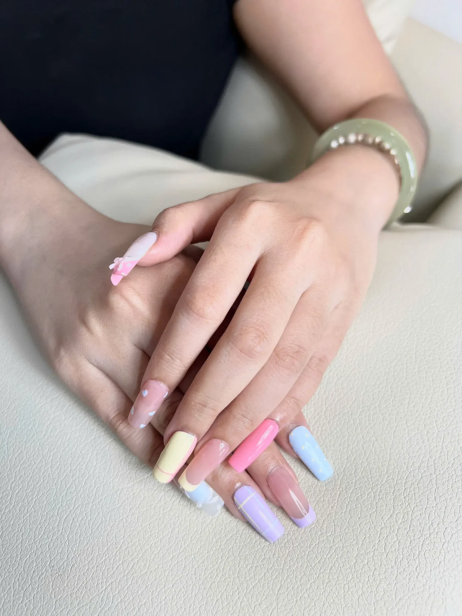 BOOK YOUR BEAUTY TODAY manicure zeninailspa in ho chi minh city