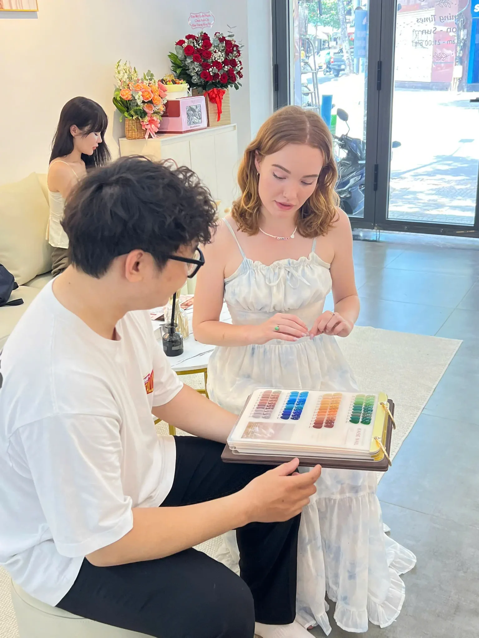 Why Tourists Love Nail Art in Ho Chi Minh City zeninailspa ho chi minh