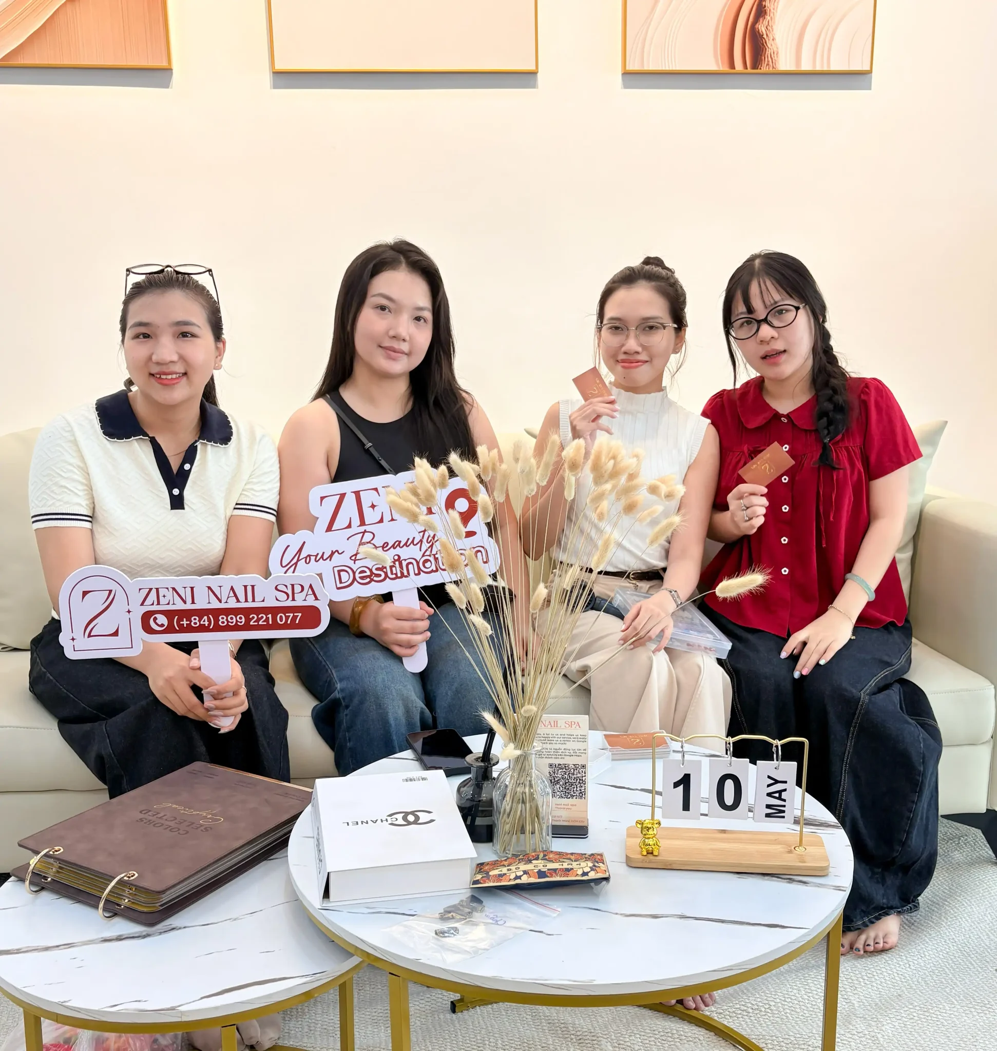 customer zeninailspa hochiminh khach viet
